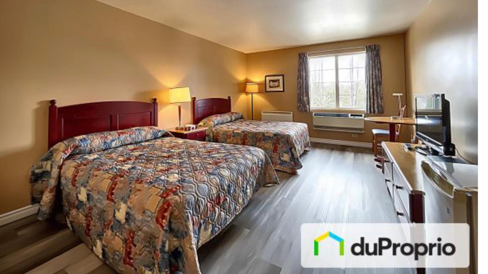 Hotel Le Portneuvois Portneuf Eksteriør billede